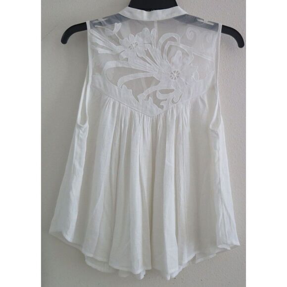 Free People Women's Sz XS Ivory Boho Lace Blouse Top w/Button & Tie Collar $85 - Picture 2 of 7